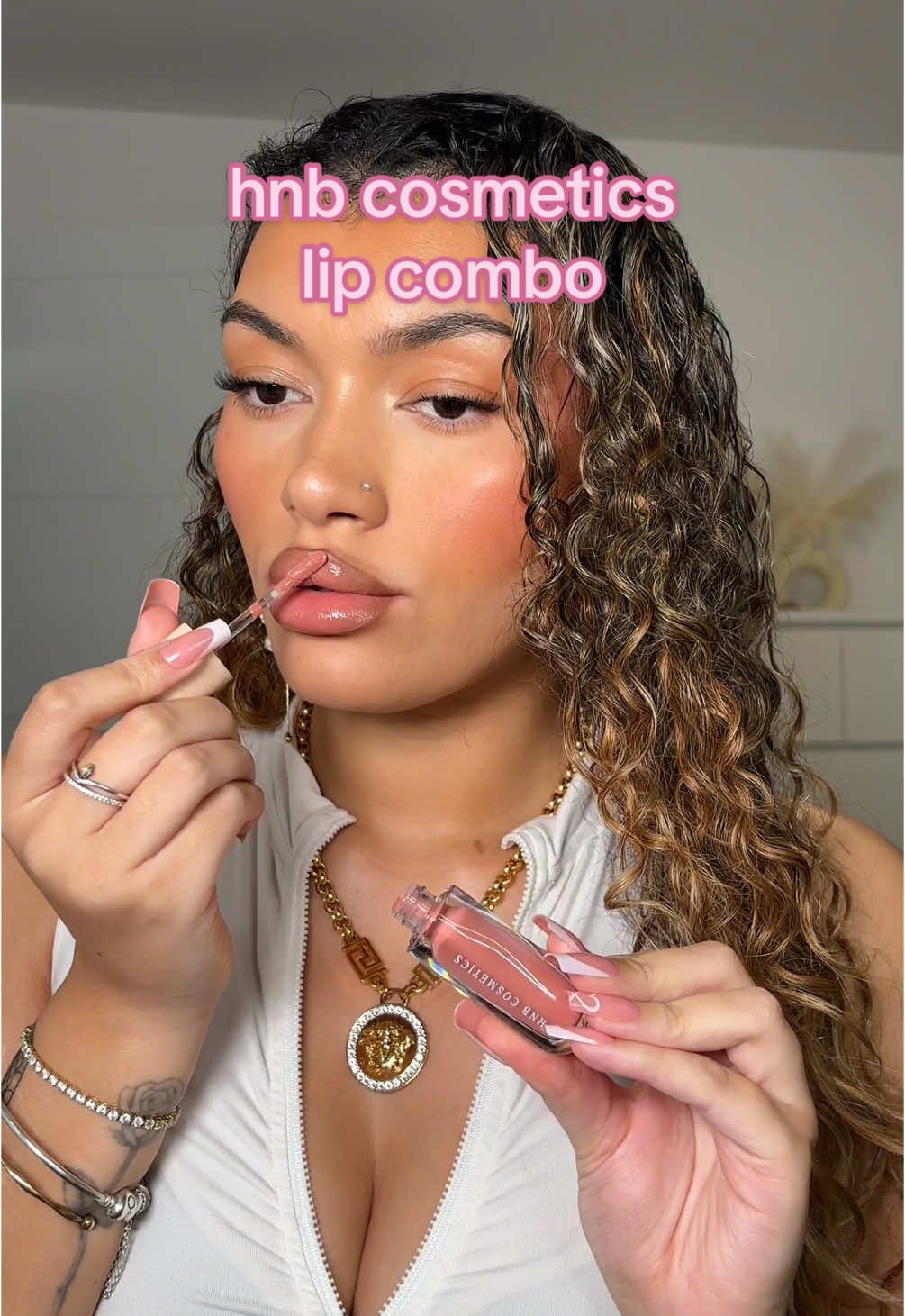 @HNB Cosmetics lip products 🤝🏽 they speak for themselves 🤎 #hnbcosmetics #lipcombo #lipliner #glossylips #nudelip #lipglossswatch #makeup #makeupswatches #brownlipliner #liptutorial #lipcombotutorial 