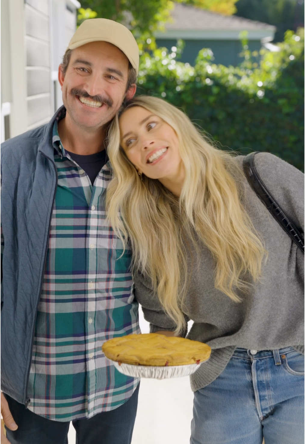 @DoorDash delivers everything - even dads! 😉 Protect your sanity and remove all stress by ordering your holiday favorites seamlessly. Shhh nobody has to know! #DoorDashPartner