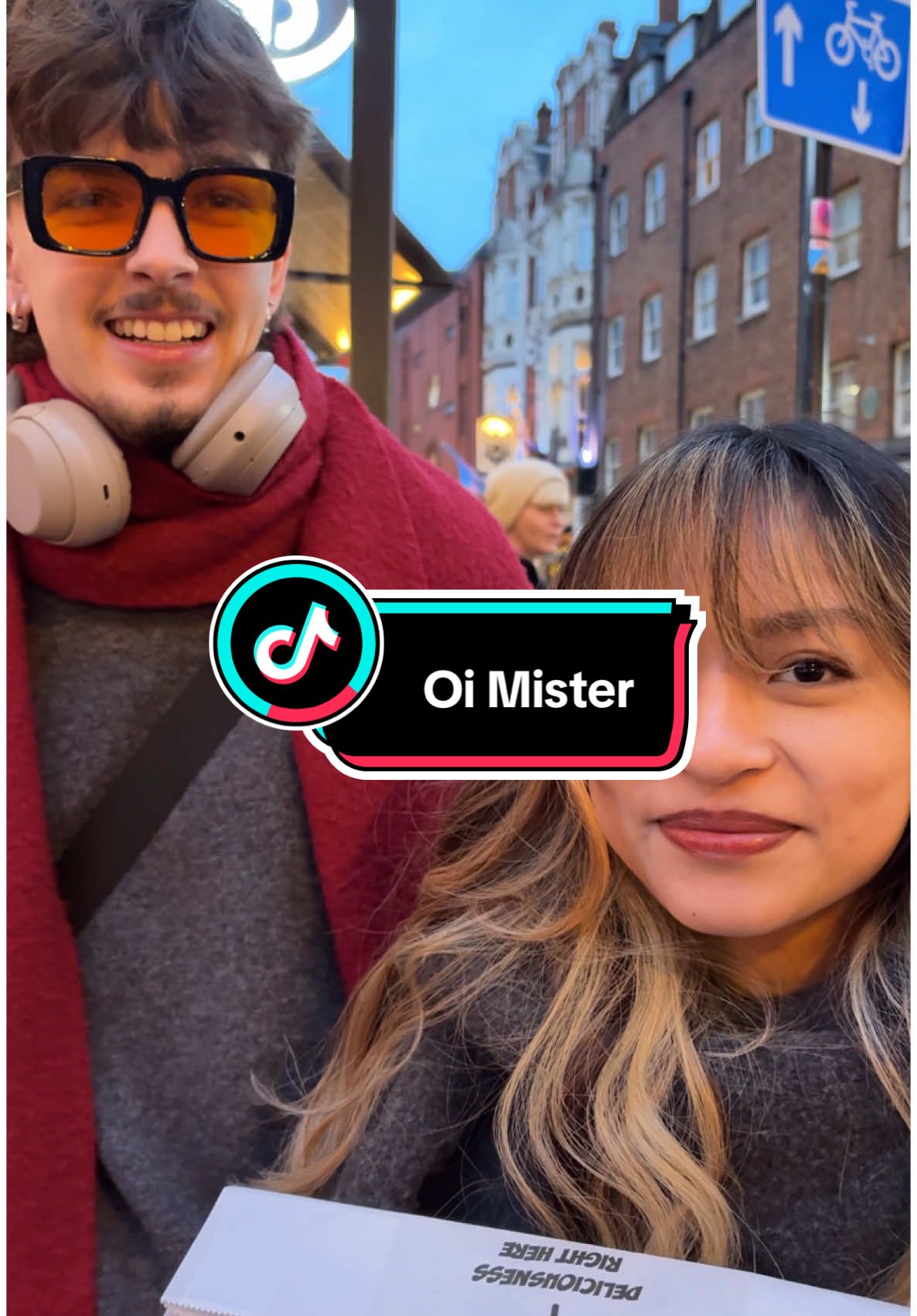 Oi Mister #meetcute #Love #london #streetinterview #fyp 