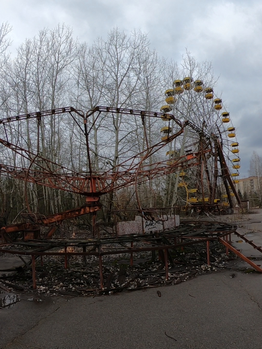 #chernobyl #abandoned #fyp #foryou #viral #trending #theabandonedboys #pripyat #ukraine #28yearslater 