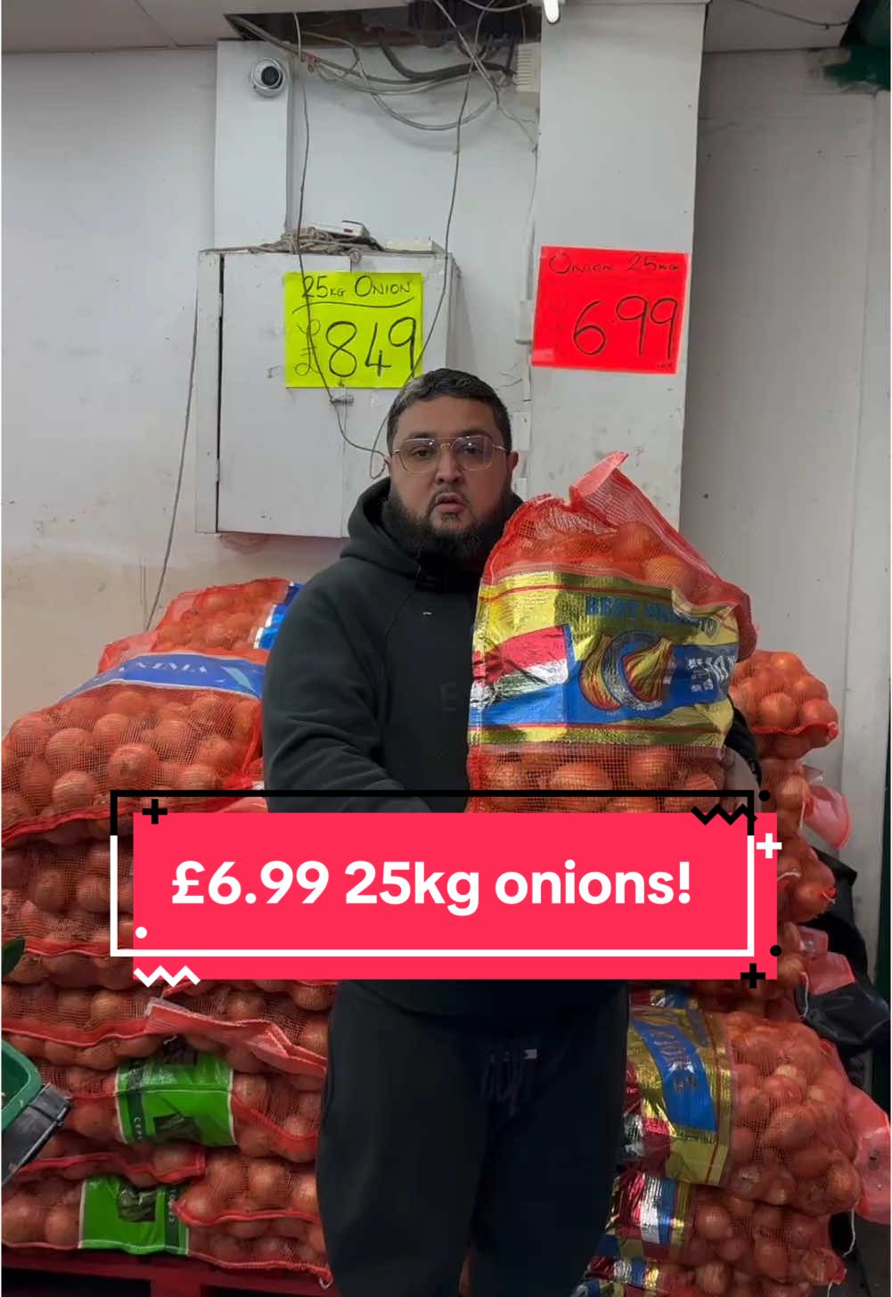 Only the finest prices at AK SuperStore! 📍- 640-642 Coventry Rd B10 0UT ⏰- 8:00am - 7:30pm 🛵- Available on UberEats #fyp  #trending  #wheretovisit  #viral  #shopping  #groceryshopping  #birmingham  #hiddengems  #coventryroad  #deals  #supermarket  #onion 