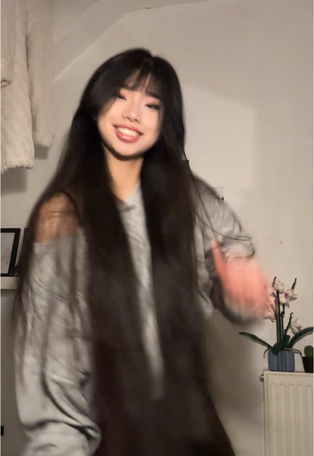 i sneezed at the end #xuhong #xuhongtiktok #fyp #dance #dancing #dancechallenge #trending #asian #08 #09 #like #follow 