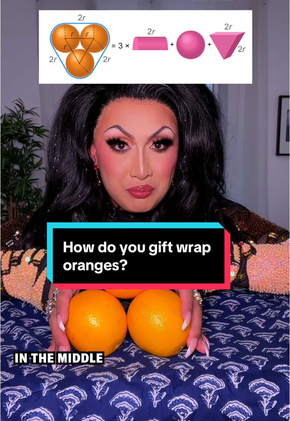 How do you wrap five oranges? It’s a mathematical gift wrapping conundrum that outwitted the best minds in mathematics for generations 🎁 🔗 Read the full story via the link in our bio. 🤔 Have a science question? Tag us @scientificamerican and #asksciam! 🎤 @Kyne  ✏️ Kyne and Manon Bischoff 🎞️ Kylie Murphy and Kyne 📸 Spektrum der Wissenschaft/Manon Bischoff, styled by Scientific American #scientificamerican #sciam #math #mathtok #gift #giftwrapping #wrappinggifts #giftwrappinghacks #wrappinghacks #holiday #wishlist #orange