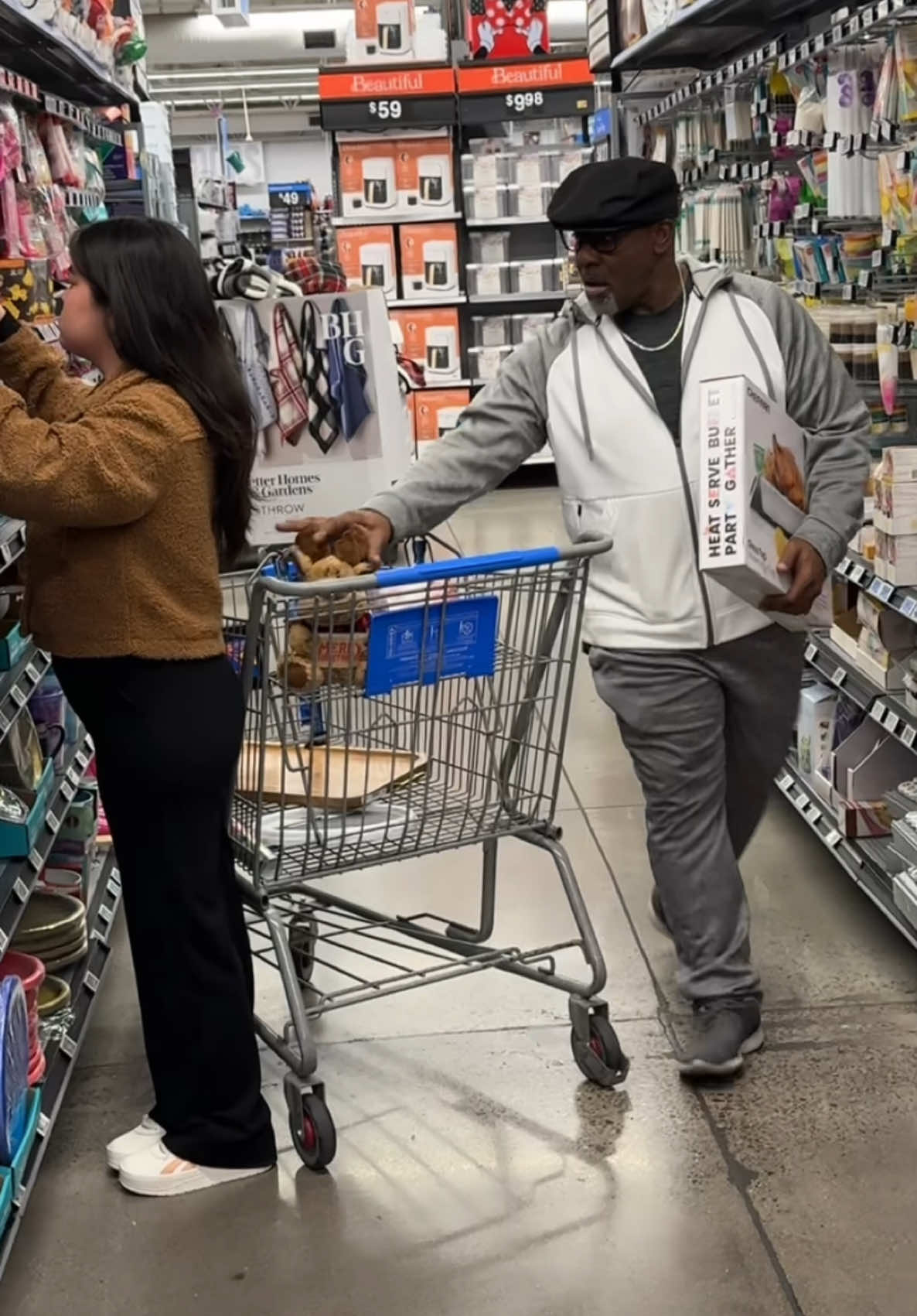 Woman receives life-changing gift in store for the holidays 