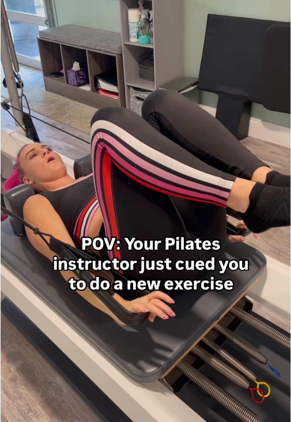 Aaand somehow my right is now my left 🤷🏼‍♀️🤣  #pilates #pilateshumor #pilatesworkouts #pilatesathome #pilatesbody 