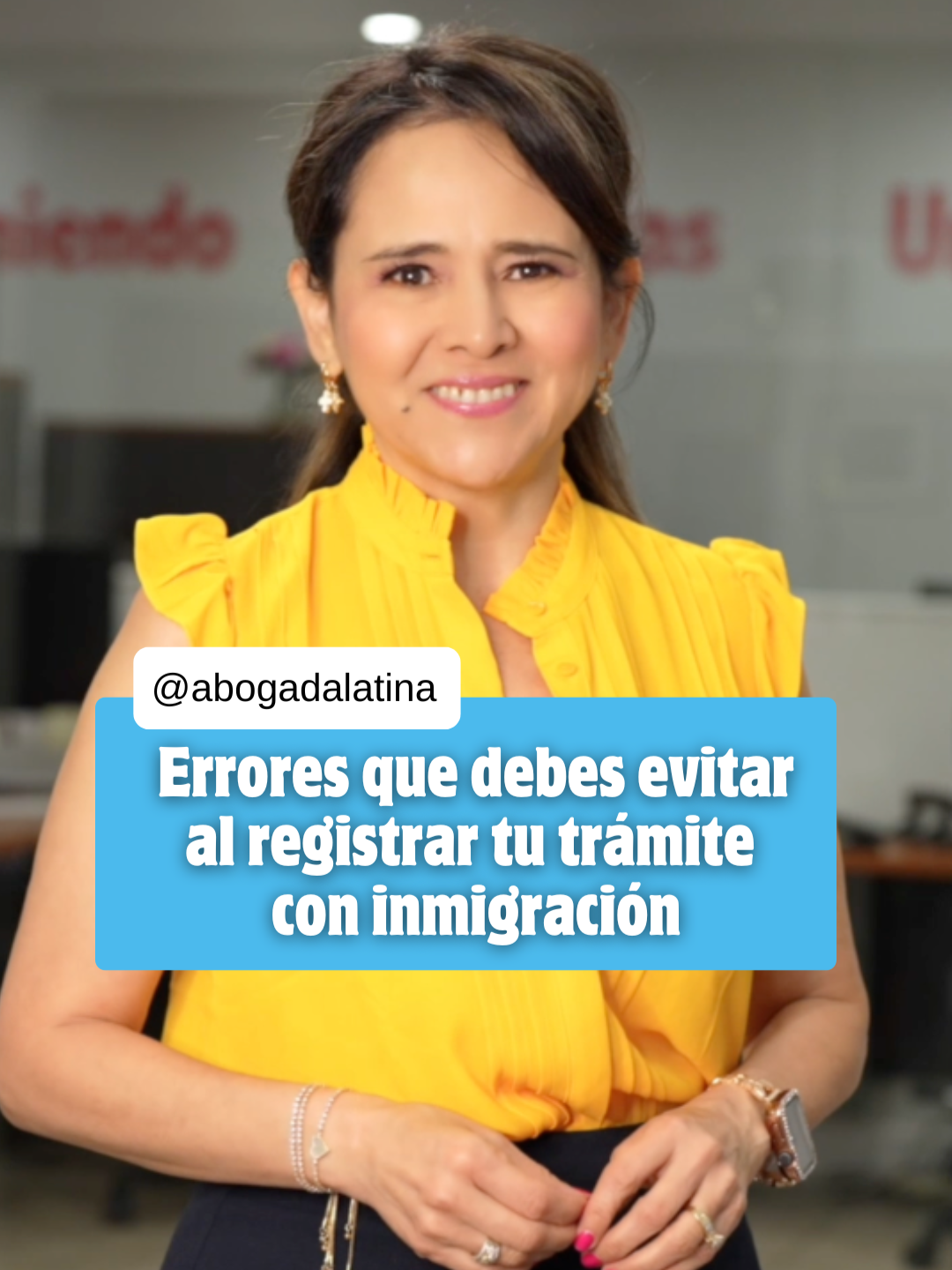 Aquí te comparto 3 errores comunes que debes evitar al registrar tu trámite con inmigración: 1️⃣ Asegúrate de firmar cada uno de los formularios que serán parte de tu trámite. 2️⃣ Conversa con tu abogado para registrar la cantidad apropiada. 3️⃣ No olvides incluir la carta de sostenimiento como parte de tus documentos. #inmigracion #abogadadeinmigracion #jessicadominguez #eeuu #viral #abogadaentiktok #residencia