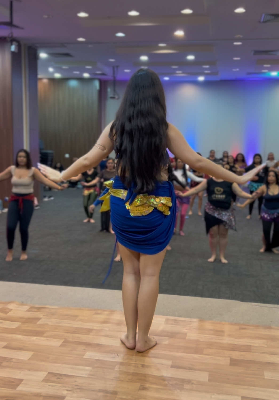 Workshop “Técnica de Sinuosos” no Conesq RJ 2024 #dançadoventre #auladedançadoventre #dançadoventreonline #bellydance #dancadoventre 