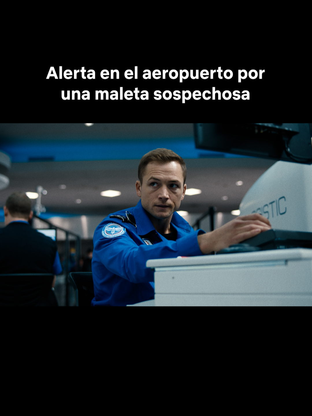 Creo que se me quitaron las ganas de viajar 😣 La peli #EquipajeDemano ya está disponible 🧳 #CarryOn #TaronEgerton #JasonBateman #aeropuertos #peliculas #Netflix #ParaTi