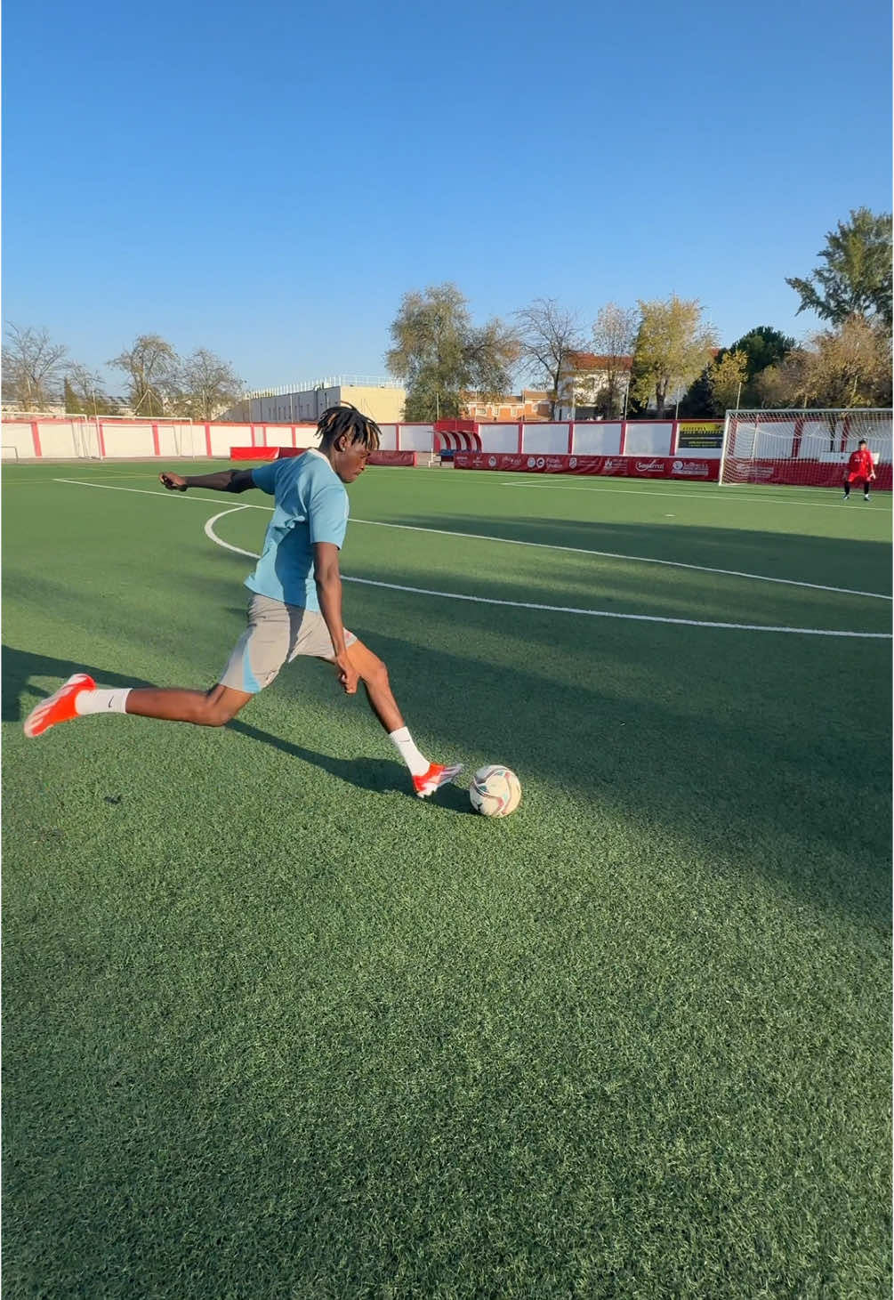 Top 4 controles de futbol por canterano ⚽️ #tiktokfootballacademy #deportesentiktok 