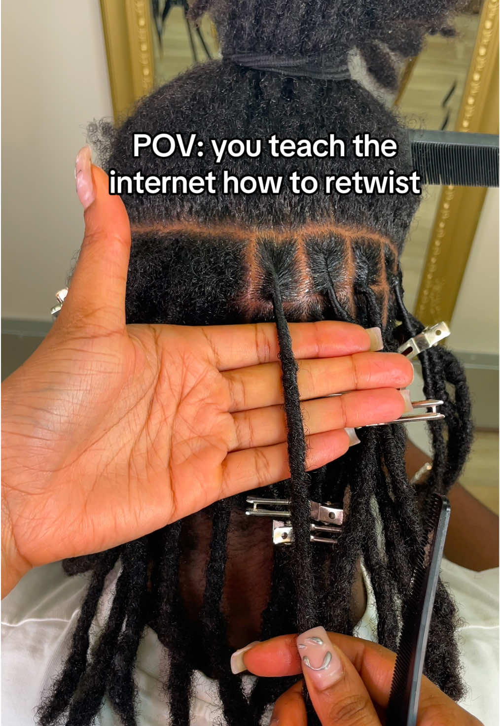 Healthy locs #london #fyp #londonhairstylist #loctician #locticians #retwistlocs #locsjourney #retwist #cleanparts #locksmith #pov #tutorial #tutorials #hairtutorials #locstutorial 