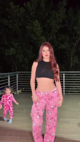 Quien lo hizo mejor? 👀 yo digo que Mia💗