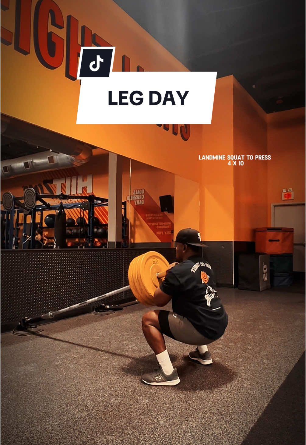 Leg day 🔥 #elsonfit #gym #gymmotivation #legday #legdayworkout #humpday #training #Fitness #fitness #fitnessmotivation #explore #explore #explorepage #foryou #fy #workout #contentcreator #viral #christmas #Lifestyle #god 