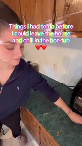 #creatorsearchinsights things i had to do today before leaving the house and having a spa day with my kid 🧖‍♀️#CleanTok #cleaningvlog #cleaningtiktok #cleaningmotivation #cleaning #cleaningcontent #mobilehomecleaning #messytoclean #messymomclean #cleancounters #dishes #dishesfordays 