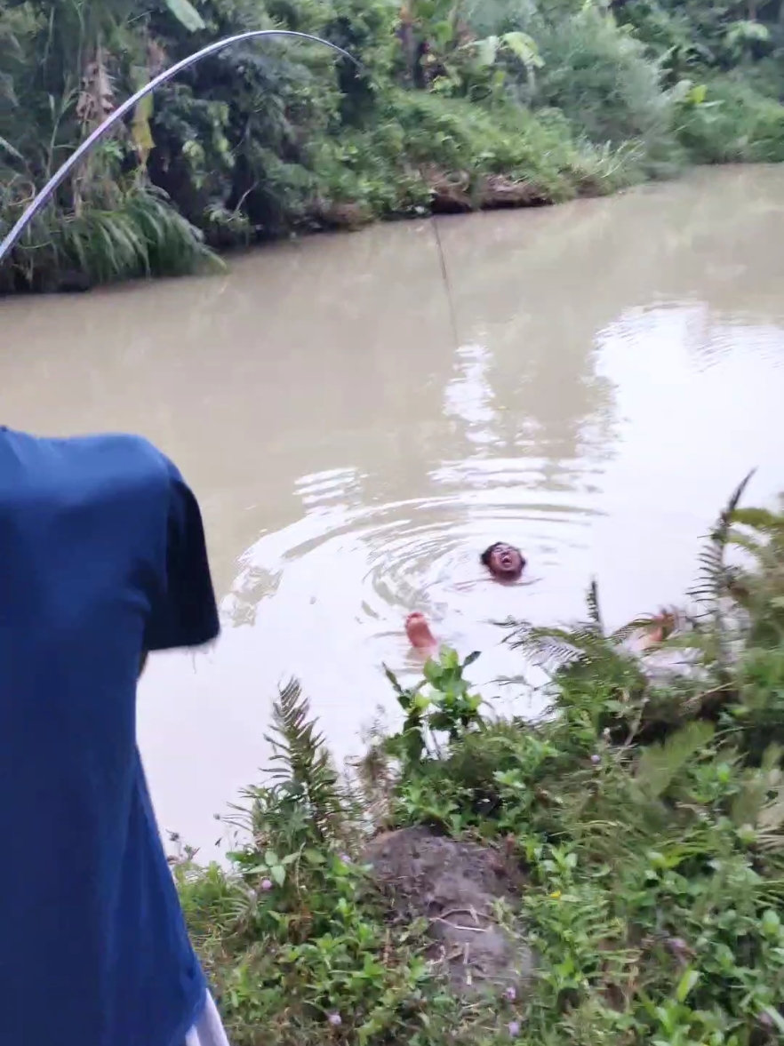 pancing tegek paradise 2 zoom Jian keren..prank mancing lucu #mancing #fyp #fypage #fyppppppppppppppppppppppp #fypシ゚ #lucu #ngakak #viral #joranpancing #tranding #komedi #tokopancingmoncer @Toko Pancing Moncer 