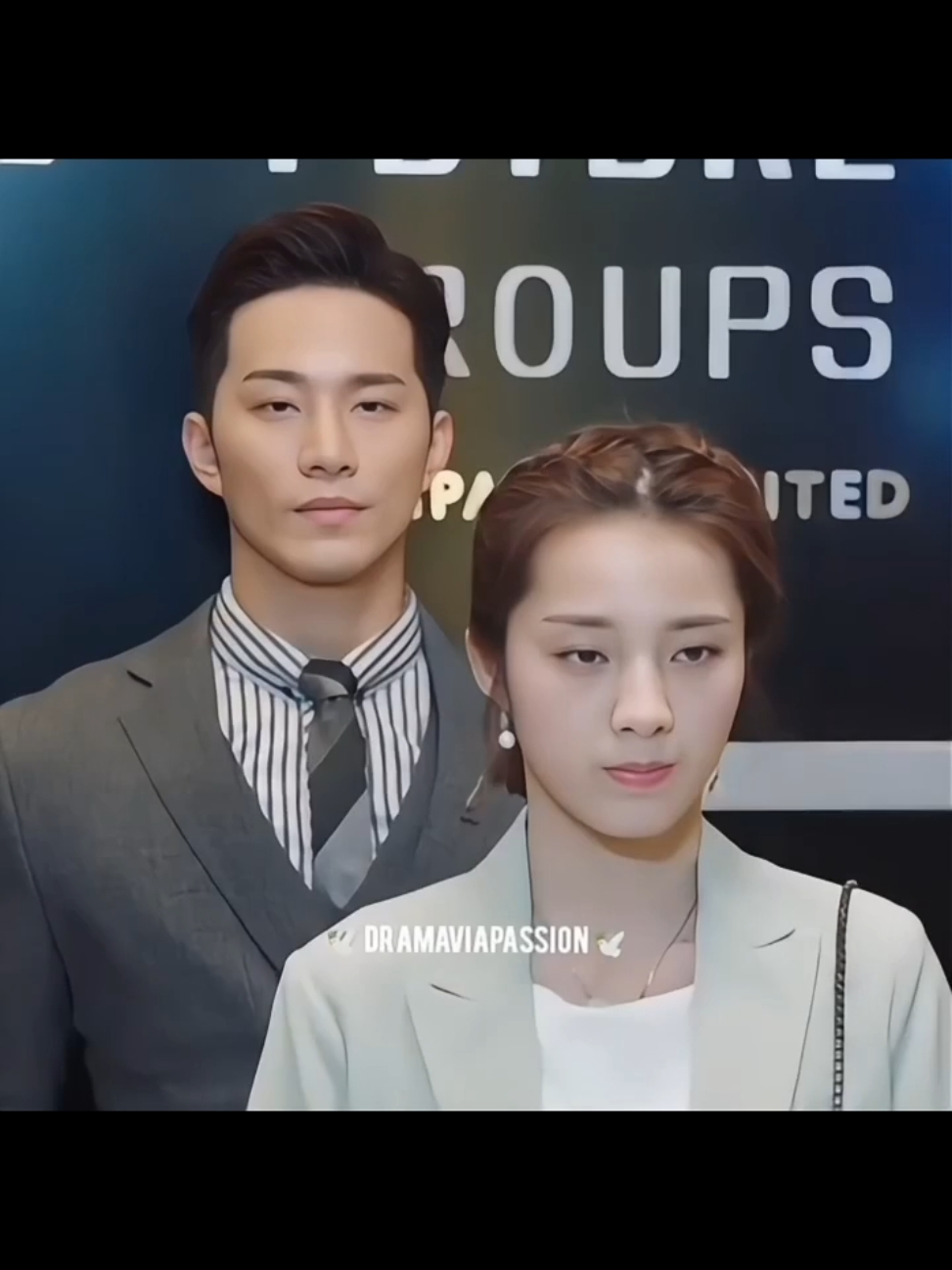 Her boyfriend is the CEO😅❤️#cdrama #thassapakhsu #wanpeng #mygirlfriendisanalien #loveyou #couple #doramas #thaidrama #foryou #s #fypp 