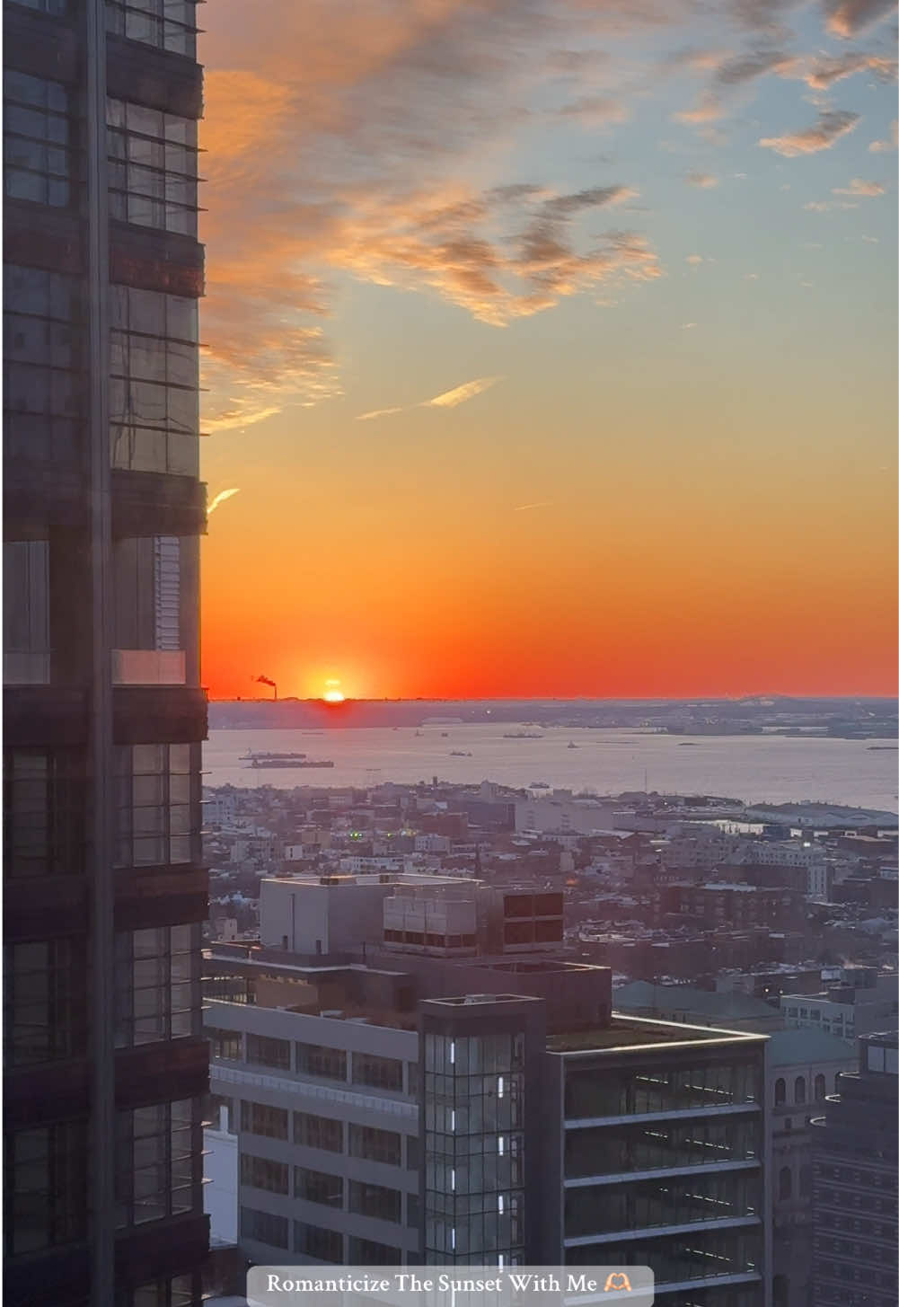 So grateful to be able to watch this everyday 🧡 New York City Sunset >>> #nyc #apartment #foryou #real #luxury #sunset #best #Love #nj #fyp #desitiktok 