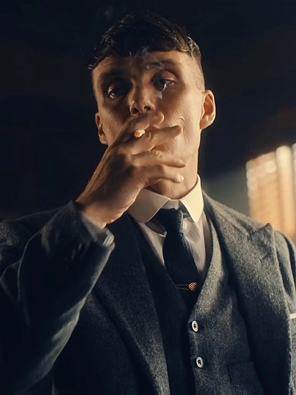 🗿🥃 #thomasshelby #peakyblinders #vibes #🗿🍷 #mafia 