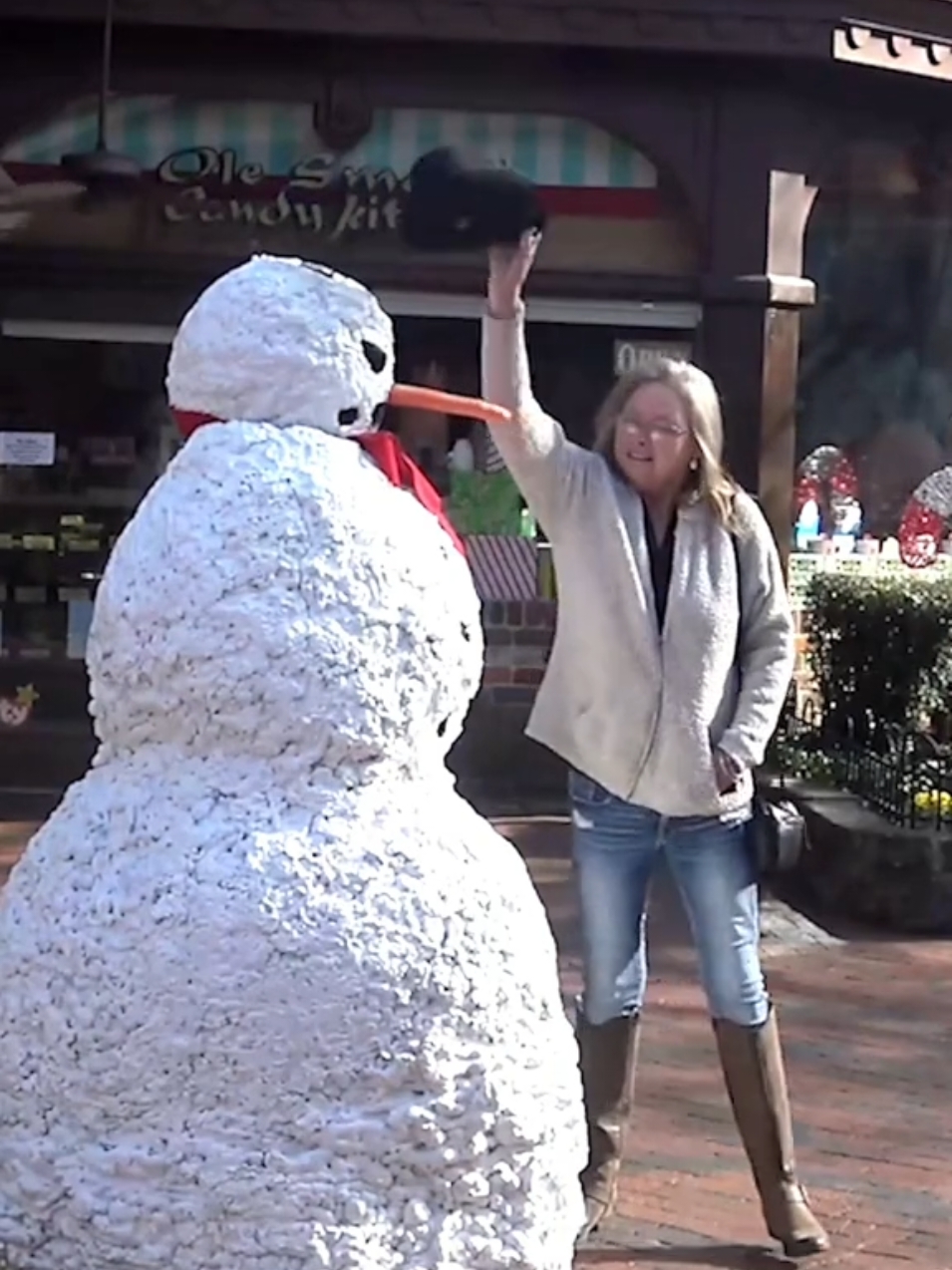 Wholesome Snowman Moment Proves Magic is Real