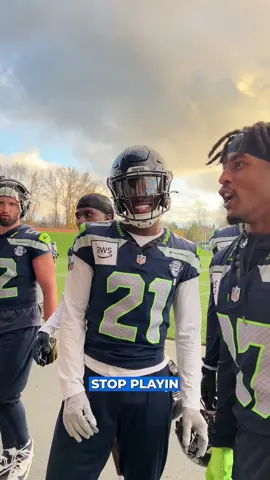 We asked our players to pronounce “12” in German… 😭 #nfl #seahawks #germany #football 
