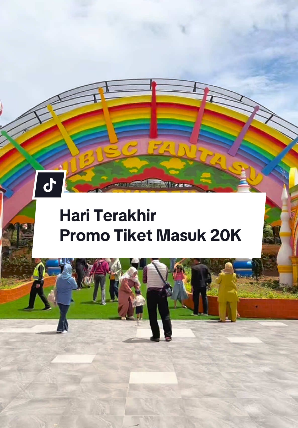 HARI TERAKHIR TIKET MASUK 20K Bagi SOHIBS yang belum ke Hibisc Fantasy Puncak di waktu soft opening, yuk sekarang ditunggu, karena hari ini merupakan hari terakhir TIKET MASUK 20K dan TIKET TERUSAN 70K (include tiket masuk + 21 wahana) Ajak keluarga dan sanak keluarga untuk menikmati keseruan di Hibisc Fantasy Puncak 🤩🥳 Hibisc Fantasy Puncak | Everyone’s Dream Place 🍃🌺 #HibiscFantasyPuncak #wahanawisata #tamanbunga #puncakbogor