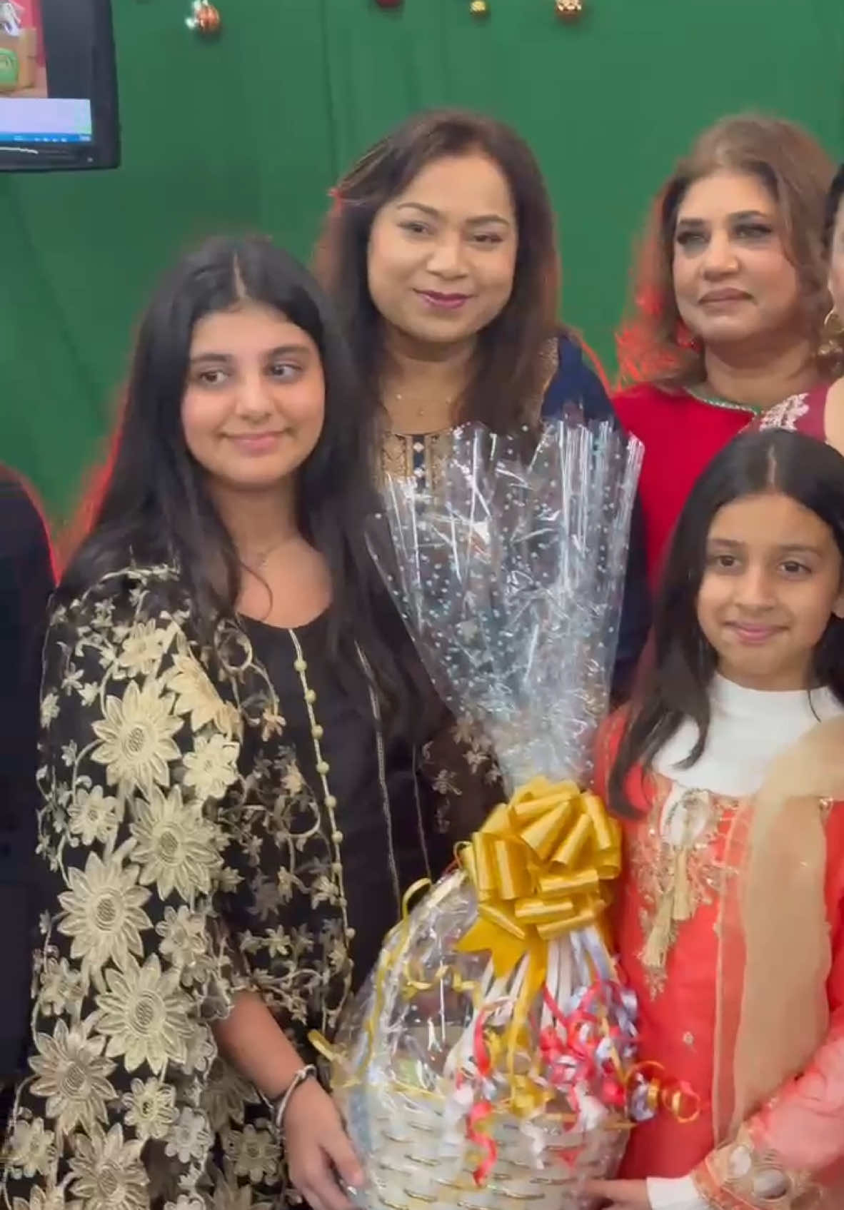 Christmas celebrated at Pakistan High Commission London attended by British Pakistani Christian community along with Pakistani diplomats in London #xmas #merrychristmas #christmas #christmas2024🎄🎁