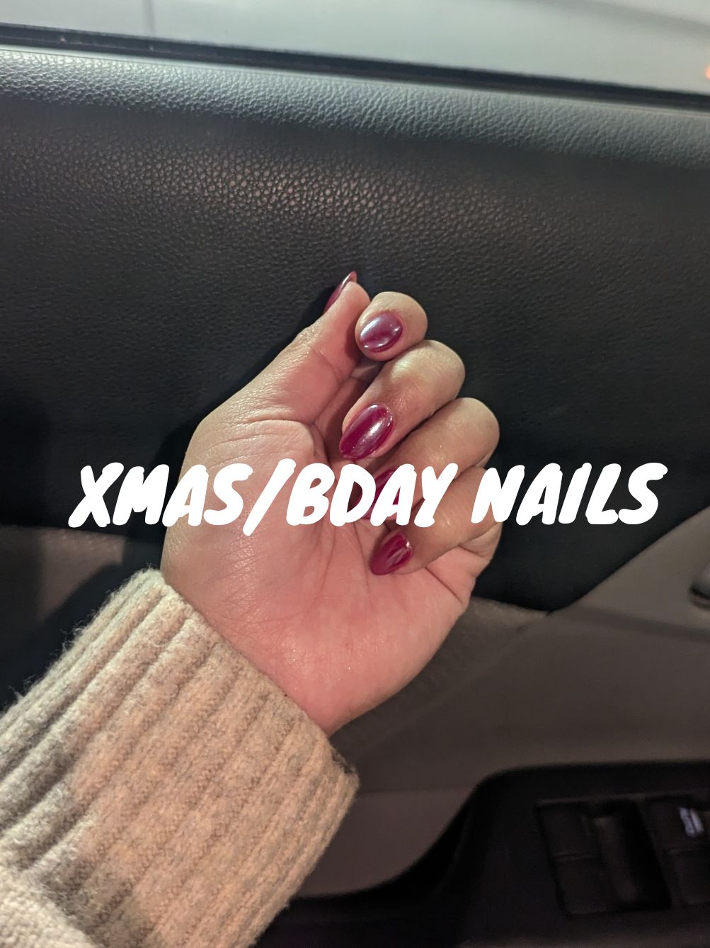 I've known what nails I was getting since September. 😂🙈 #chromenails #christmasnails #xmasnails #holidaynails #dippowdernails #birthdaynails 