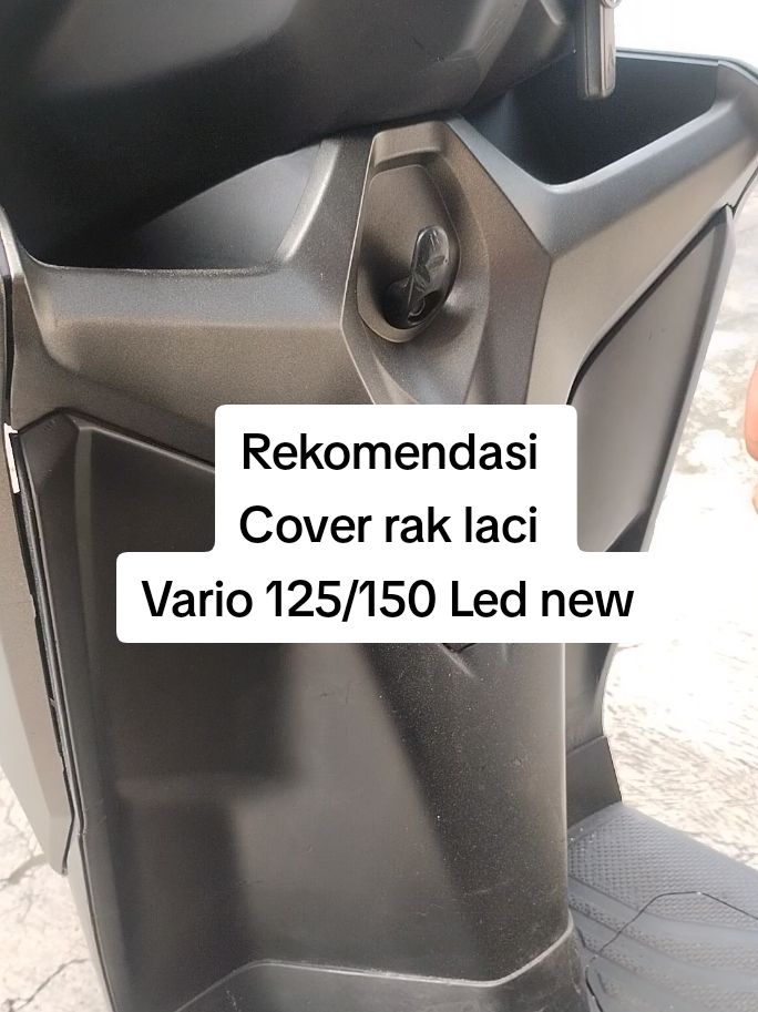 Rekomendasi Cover rak dasboard laci vario 125/150 led new #coverlacivario125lednew #Cover Rak Laci Vario 150 Led #kupukupu