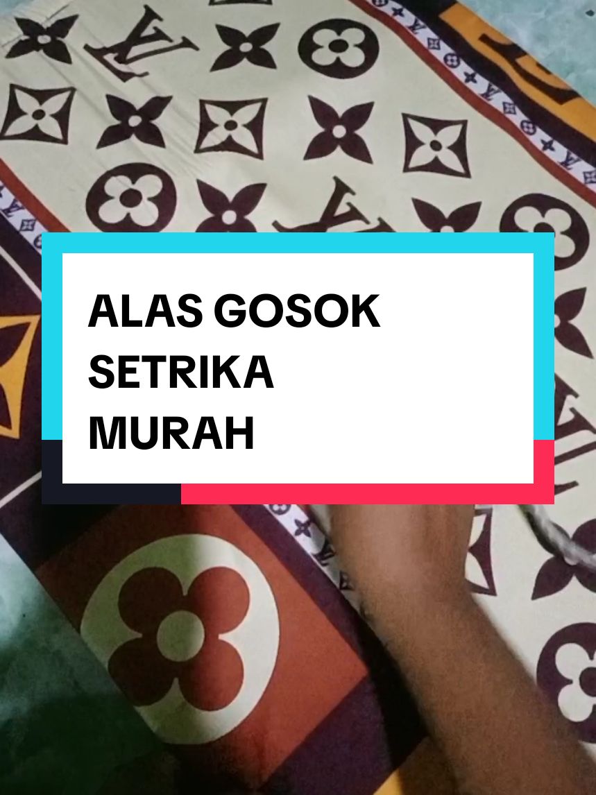 Tidak bingung lagi cari alas setrika klo sudah punya ini.  #alassetrika #alasgosok #barangunik #belanjaditiktok #setrika 