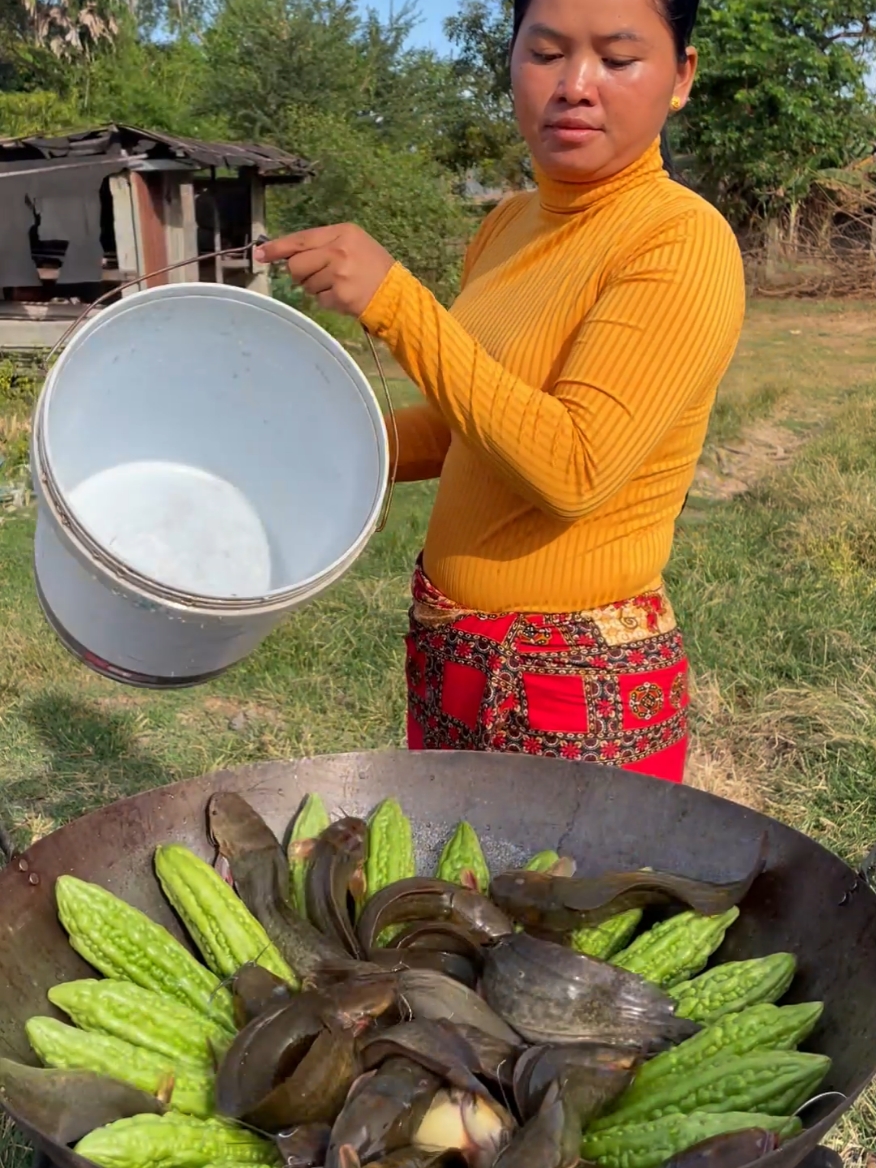 Fried Bitter Melon & Fish is the best! #cooking #food #eating 