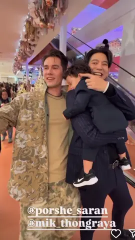 นานๆได้ออกจากเขาใหญ่สักที  ก็จะเจอคนเยอะหน่อย  😍♥️🥰 #mikthongraya #มิกค์ทองระย้า #ch7hddramasociety #พรหมพยศ #เงากามเทพ 