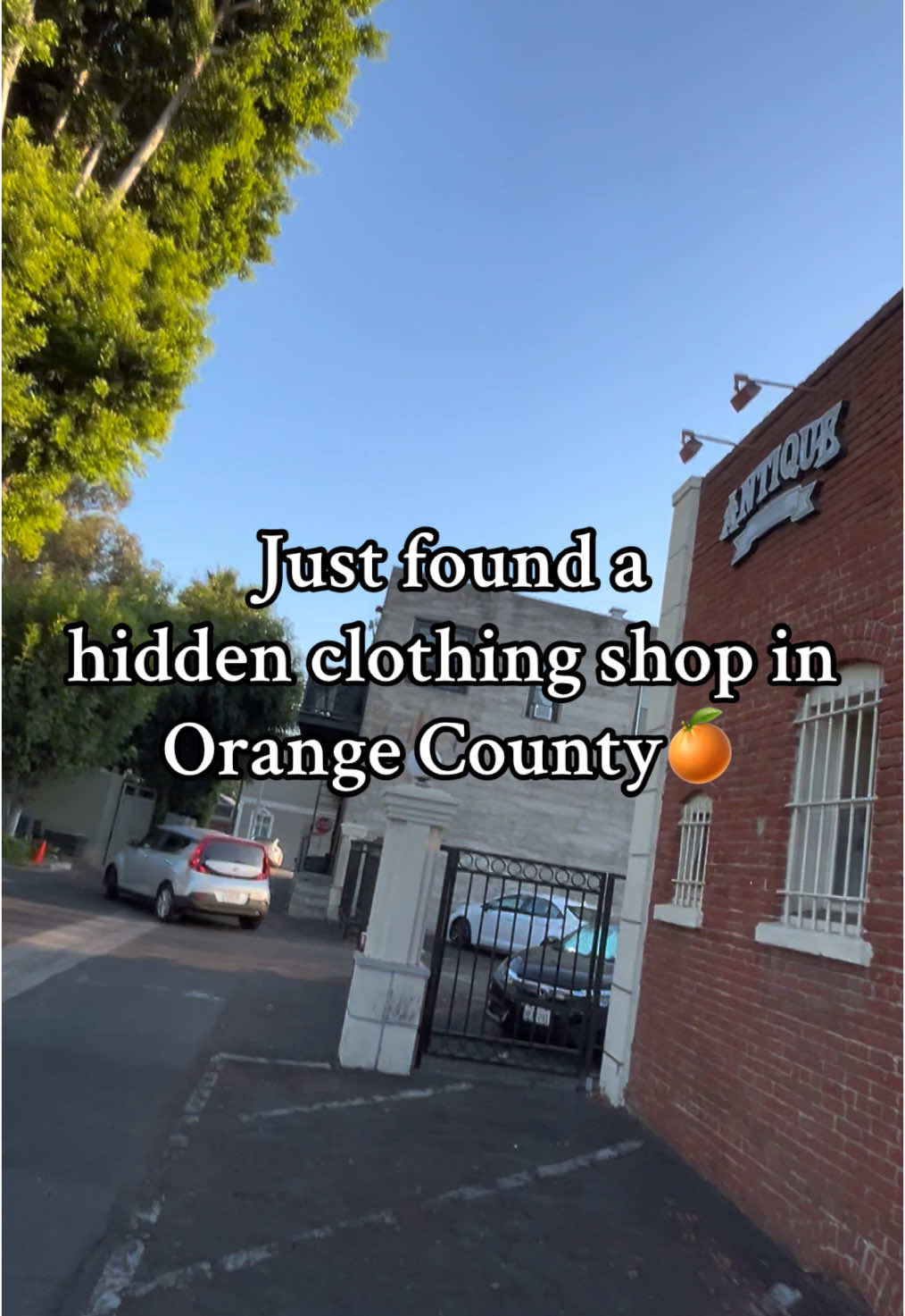 Just found a hidden clothing shop in Orange County🍊 Booth 38 at Antique Depot!  Open everyday 10-6 155 S Glassell St, Orange CA📍  #orangecounty #thingstodoinoc #hiddengems #orangecountyca #chapmanuniversity #socal #losangeles #diazdistribution