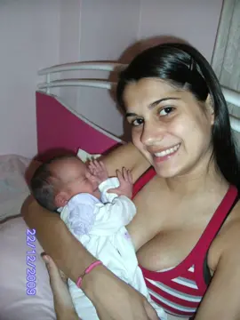 Há 15 anos atrás nascia o amor da minha vida, gerada por mim, em forma da maior benção que eu poderia receber 🥹 Como o tempo voou, até ontem você era o meu bebezinho e hoje está fazendo 15 anos 🥰 Só tenho a agradecer a Deus por ter me dado uma filha maravilhosa como vc, estudiosa, temente a Deus, linda, amada e querida por todos. Você é meu orgulho, meu amor, a melhor parte de mim, obrigada por ser quem você é 🥹💖 Estaremos sempre juntas para todo sempre, parabeeens minha bebezinha, que papai do céu te abençoe, te ilumine, te proteja e te guarde sempre de todo o mal, que você possa realizar todos os sonhos do seu coração e ser muito feliz, mamãe te ama muitoooo, você é minha vida, FELIIZ ANIVERSÁRIO 🥳🎉🎊💖💖💖