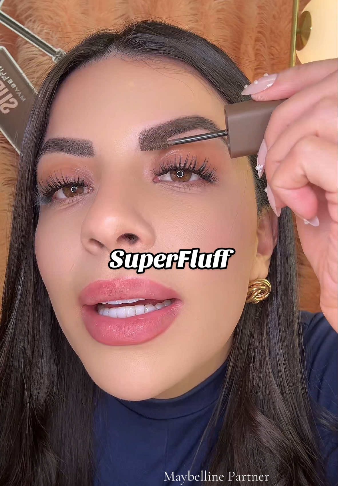 Con este Superfluff tus cejas se verán llenas y naturales! ✨ #maybellinepartner #superfluff #cejas #maquillaje #maybelline @Maybelline NY 