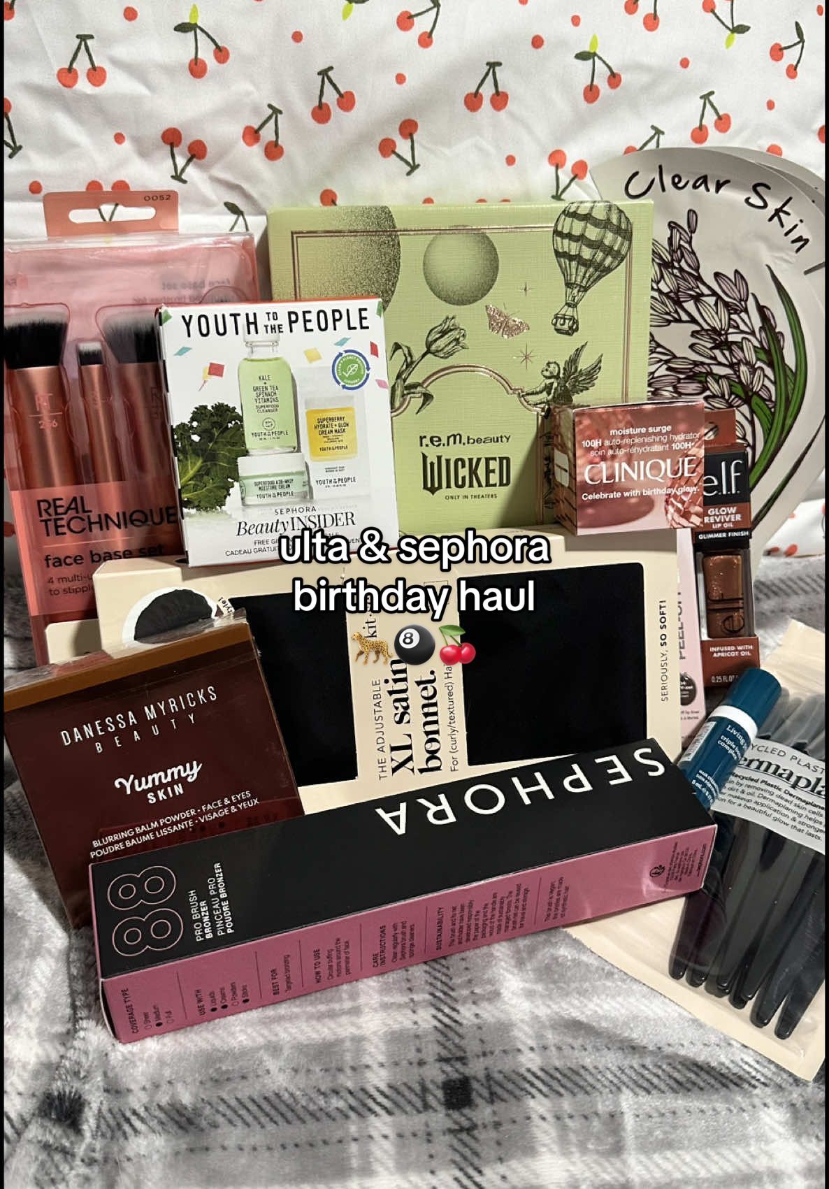 all my birthday goodies, ready to celebrate tomorrow 🙂‍↕️⭐️ happy sag season 🐆🍒 #fyp #birthdayhaul #sagszn #ultabeauty #sephora #makeuphaul 