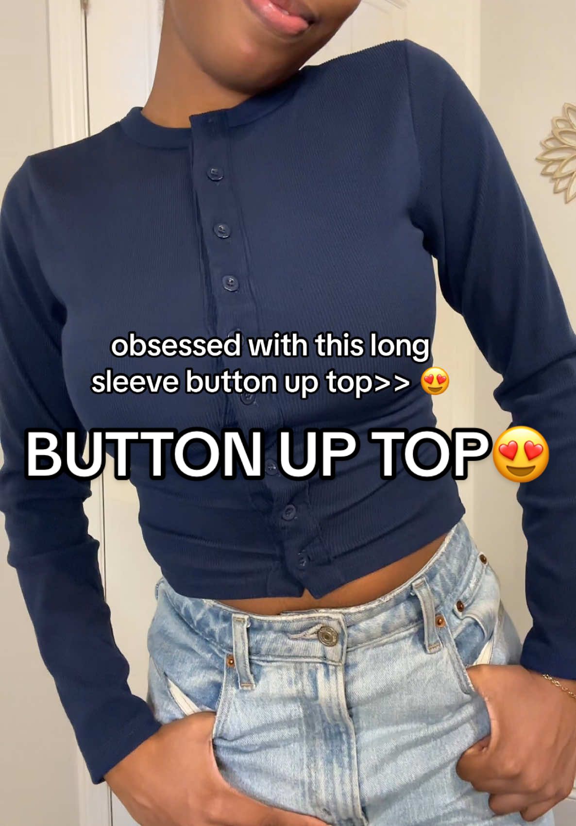 It’s so flattering😍😍 grab it before it’s gone!! #TikTokShopFashion #longsleeveshirt #buttonuptop #longsleevebuttonuptop #tiktokshopfinds #winteroutfits 