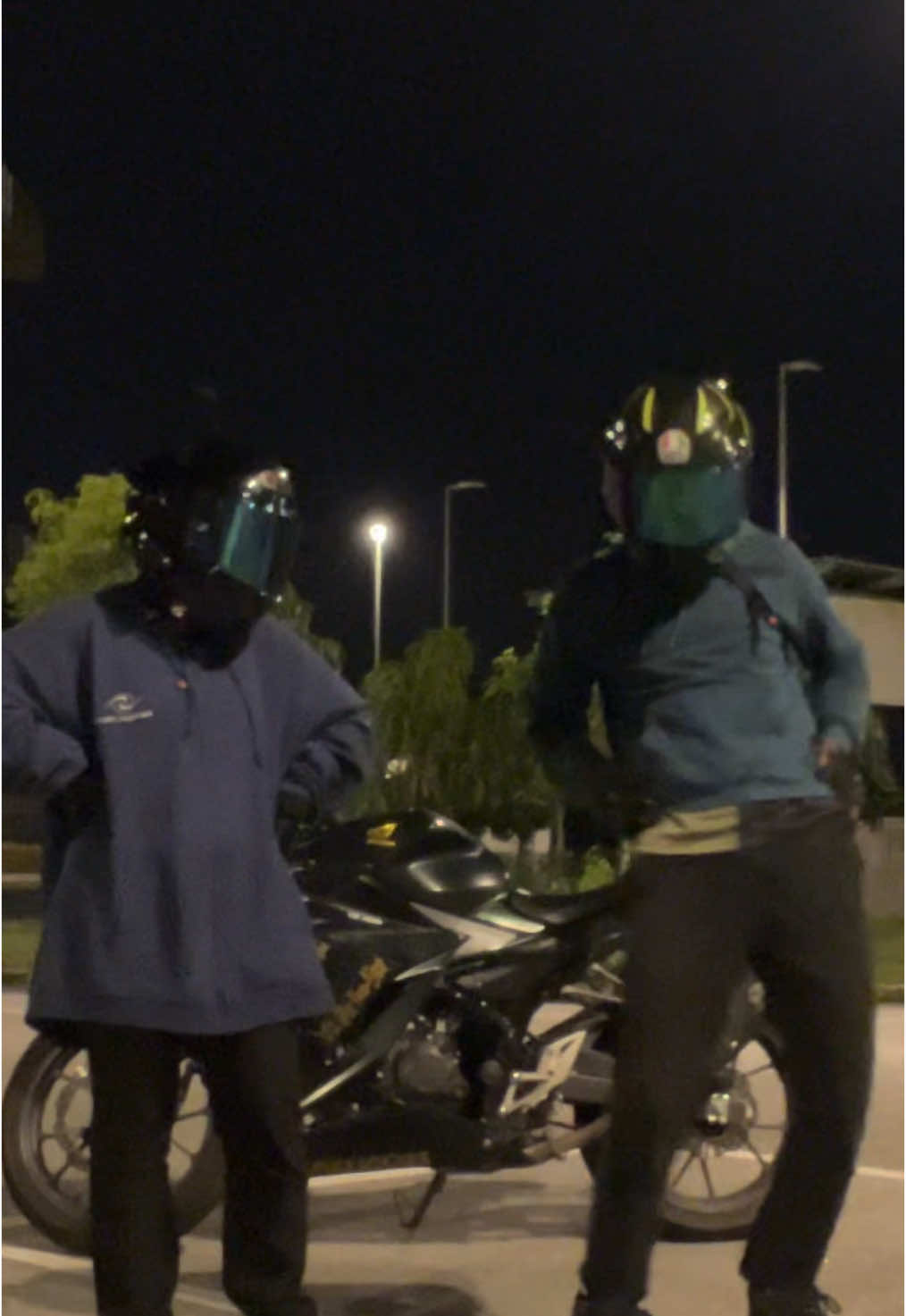 HAHAHA KEMAINNN SEGHONOK GELEK YEE @PantherKael 💚🤣🤣🤣#biketok #bikelife #trend #partnerdance #bikerslife #trendingvideo #humor #xyzbca 