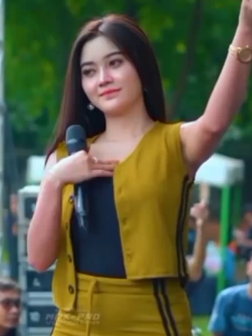 Cinta dan Airmata ~ Tiara Amora @tiaraamorareall  #newpallapa #snpindonesia #dhehanaudio #familyplatk 