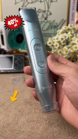 Waxing is OUT; this trimmer is IN! 🚨 Your new go-to for silky-smooth results. #womenselectricshaver #womenstrimmer #electricrazor #akunbem #akunbemelectricshaver #bikinitrimmer #Brazilian #peachfuzz @Mighty Life m #epilator #legshaver #trimmer #electricianshaver 