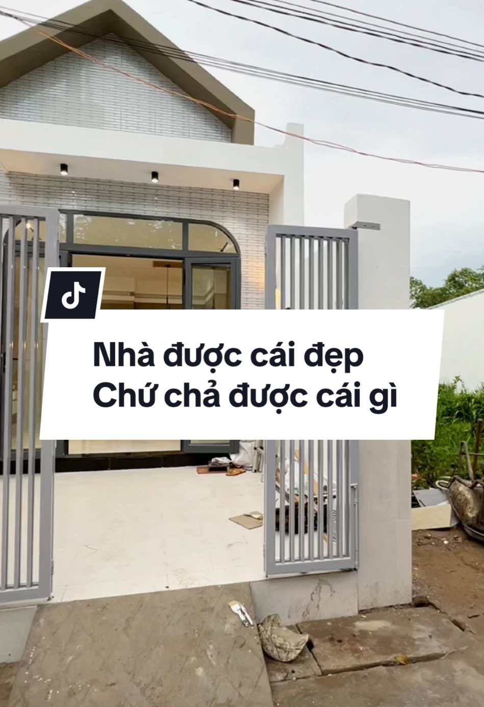 Nhà xây được mỗi cái đẹp chứ cũng chẳng được cái gì #xuhuong #fyp #nhacap4gaclung #nhacap4 #xaynhagiare #xaynhatrongoi #xaynhadep #maunhadep #nhagiare 