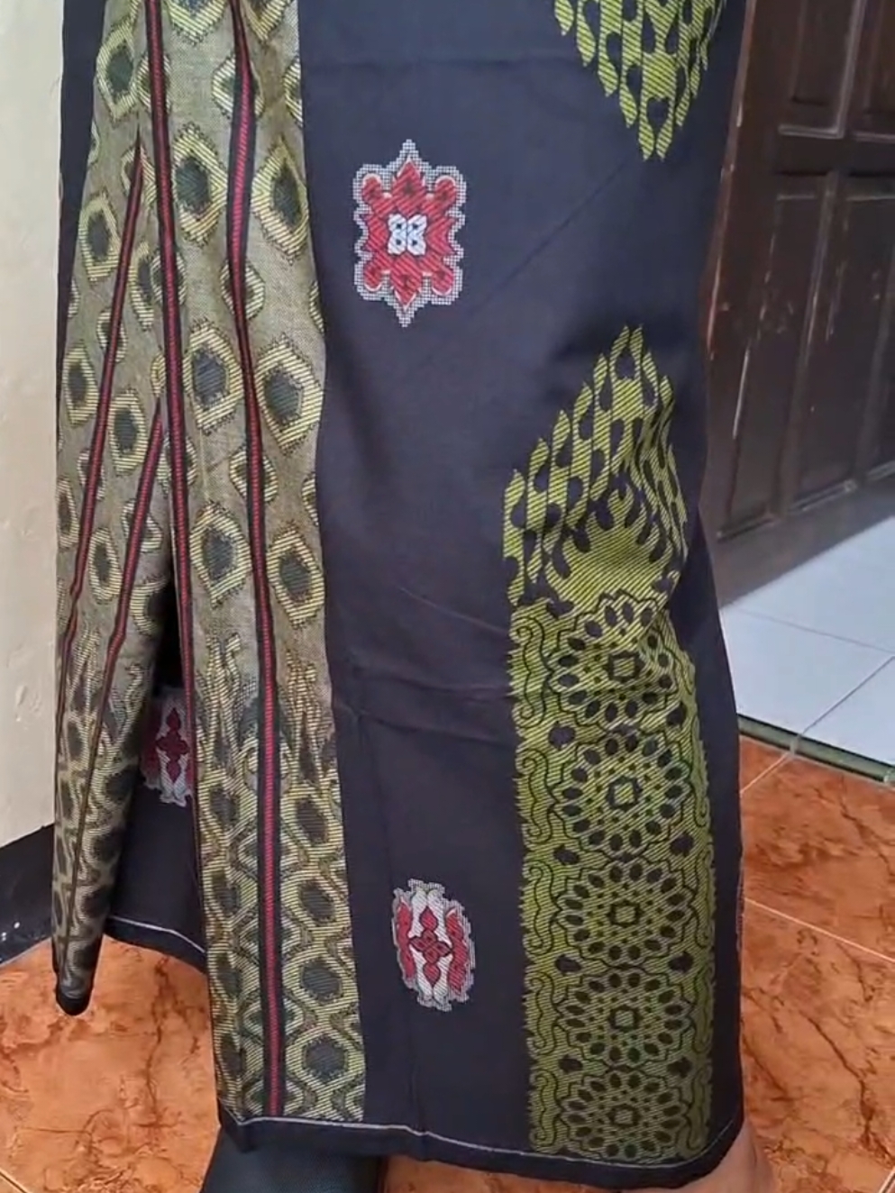 Sarung wadimor GMC  #wadimorgmc #sarungwadimor #sarungpria #sarungwadimormotifbhs #bhs #bondshop02 #sarunglebaran #rekimendasisarungpria #gmc 