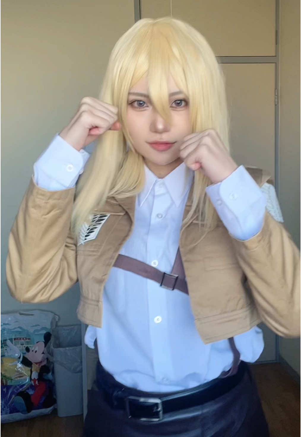 ヒストリアバージョン、ベルト曲がりすぎwwww#進撃の巨人コスプレ #ヒストリアコスプレ #historiacosplay #attackontitancosplay #aot 