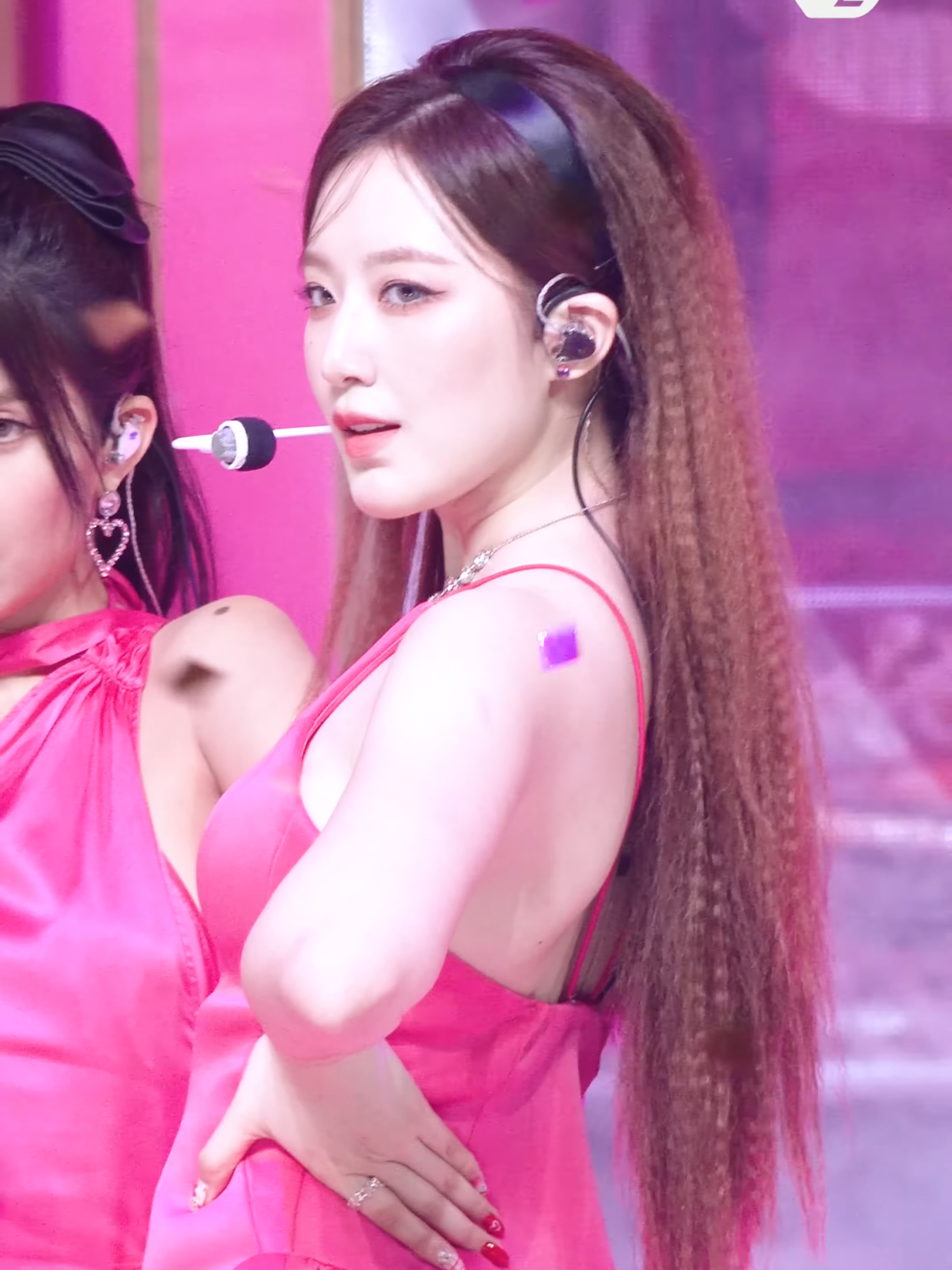 Queencard - (G)I-DLE SHUHUA Fancam | 230518 #SHUHUA #슈화 #GIDLE #여자아이들 #Queencard #퀸카 #fancam #직캠 #okchoom3r #kpop #dance #dancing #viral #fyp #foryou #foryoupage #kpopfyp