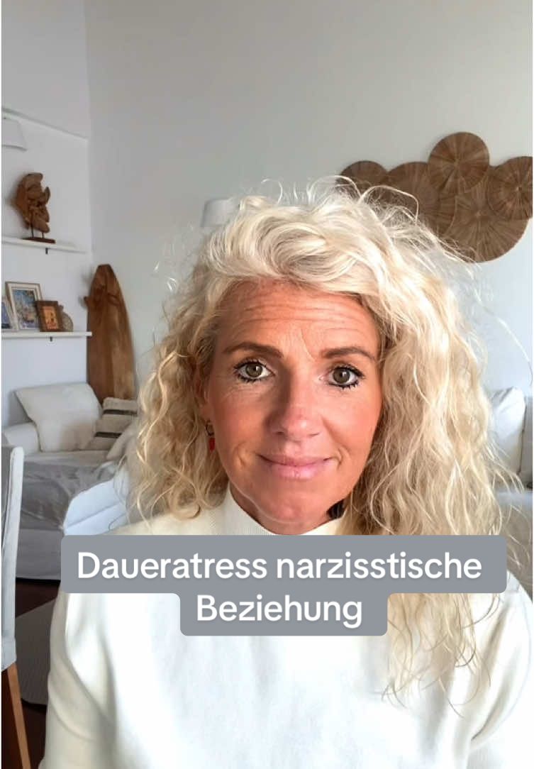 Fühlst du dich in deiner narzisstischen Beziehung dauernd gestresst? #toxischebeziehung #narzisstischebeziehung #manipulation #emotionalegewalt #narzissmus 