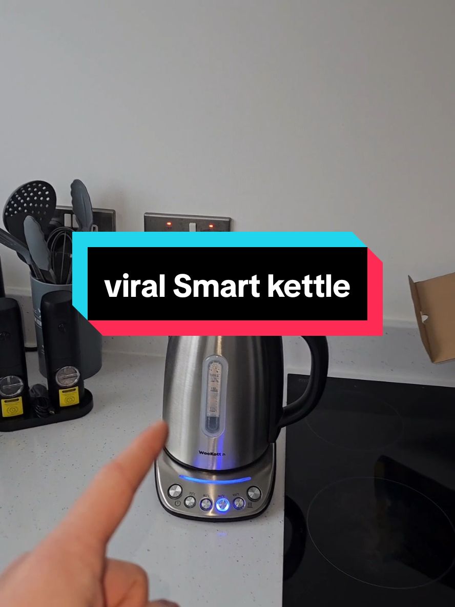 this smart kettle makes life so much easier #giftideas #smartkettle #tiktokmademebuyit 