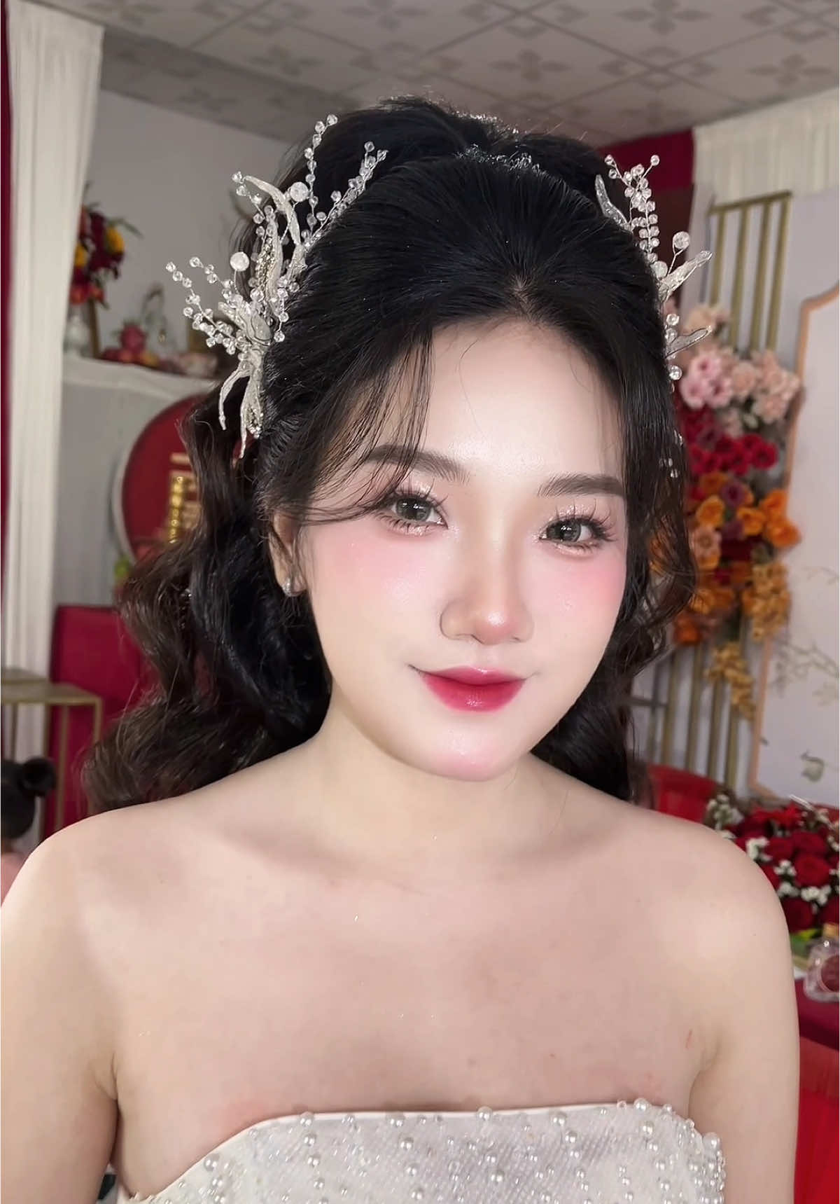 Chìm vào trong ánh mắt đắm đuối... 🥰🥰🥰#makeupcodau #makeup #makeupsignature #codauxinhdep #codauxinh2024 #xuhuongtiktok 