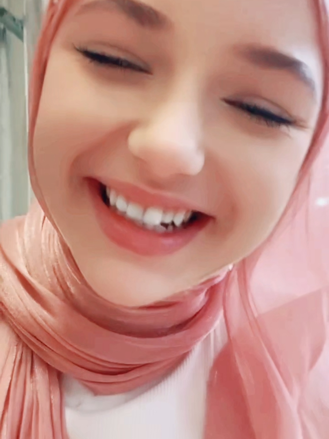 @tiktokIDofficial @TikTok #keşfet #izle #ukraine #muslimgirl #turkish #cat #istanbul #girls #Vlog #funny #namaz #ArabTikTok #ViralBeauty #makeup #heels #tiktokindia #socks #firend #kids #keşfetteyizzz 