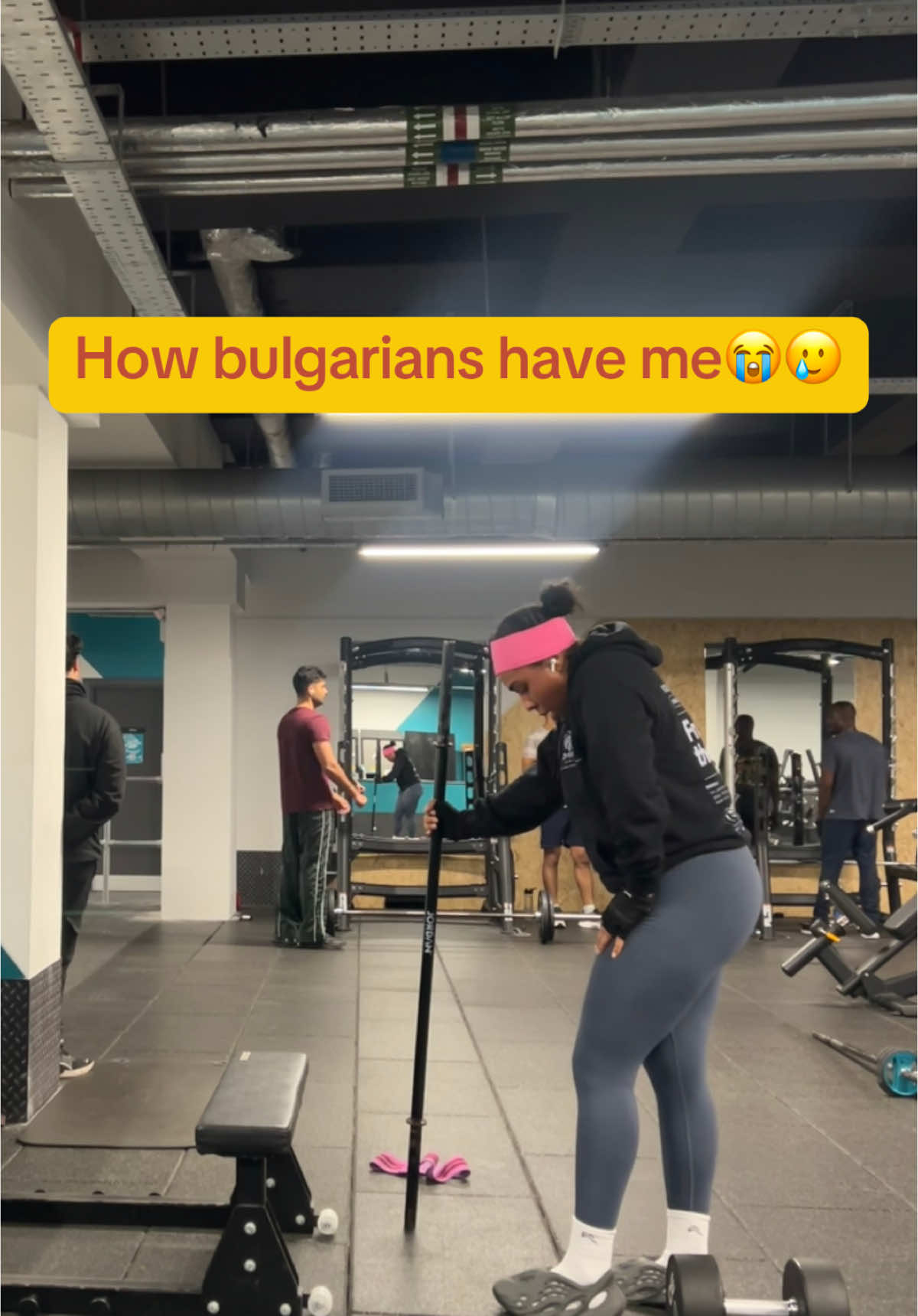 Bulgarians have me feeling like i cannot breathe 😭😵‍💫 But they feel too good ?!  #bulgarians #glutes #fyp #GymTok #workout #gymshark 