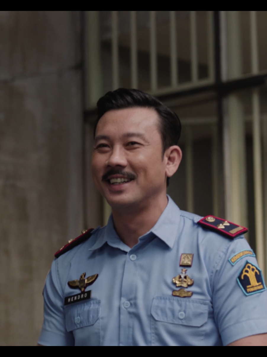 Bloopers 1 , ga dong ga cuma bikin kamu haru nonton #2ndmiracleincellno7 tanggal 25 DESEMBER DI BIOSKOP tapi juga tetep ada yang lucu lucu, bloopersnya aja bikin ngakak ,