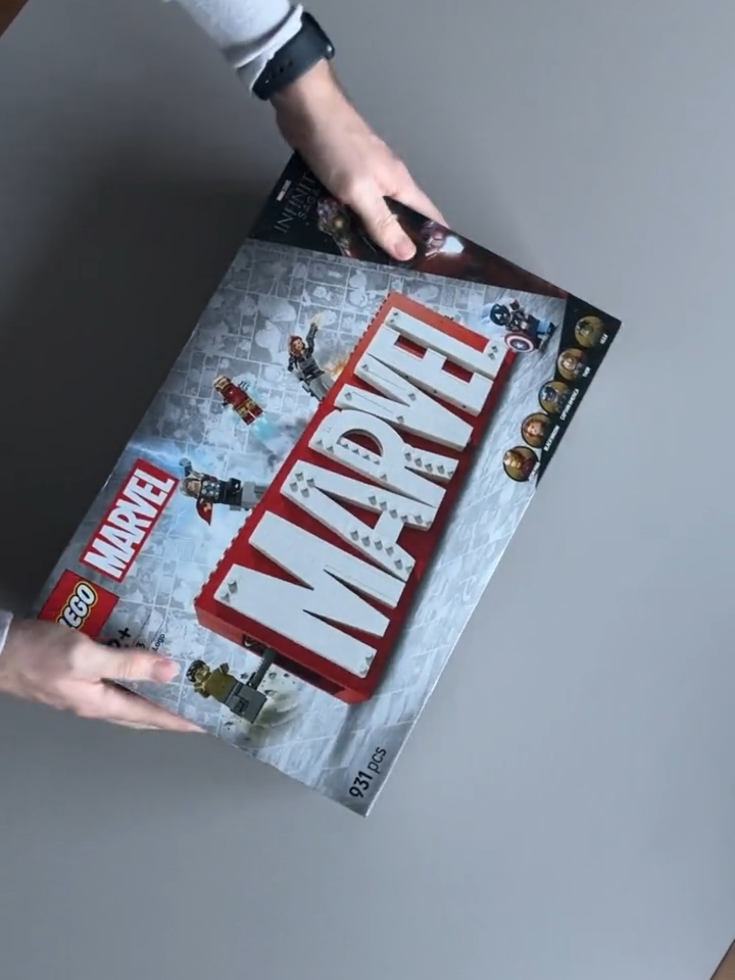 Unbox the new LEGO Marvel Super Heroes - MARVEL Logo & Minifigures  76313 with me! Stay tuned for the result! Pre-order this set now via de link in our bio.  #goodbricks#firstlook#legojanuary2025#legojanuary#newreleases#fyp#legoicons#legounboxing#unboxingvideo #legomarvel #marvelstudios #marvelcomics#marvelsuperheroes #marveltok #marvellogo