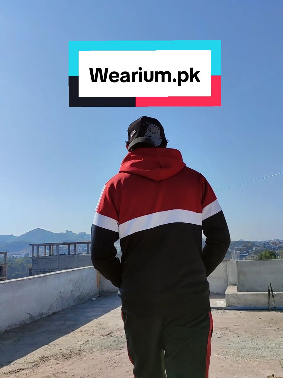 To apny shashky barhany ky liey order kro @Wearium 👍 This track suit is really love man❤️  . . . . #clothes #tracksuit #foryou 